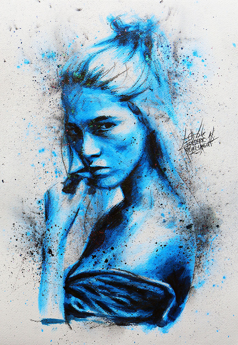 Portrait bleu dust de anastasia kolganova de la collection stellar de frederic michel langlet fredml